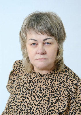 Помощник воспитателя Жердева Лариса Александровна